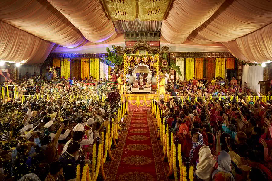 ಹುಮನಾಬಾದ್ ತಾಲ್ಲೂಕಿನ ಮಾಣಿಕನಗರದ ಮಾಣಿಕಪ್ರಭು ಸಂಸ್ಥಾನದಲ್ಲಿ ಜ್ಞಾನರಾಜ ಪ್ರಭುಗಳ ಸಾನಿಧ್ಯದಲ್ಲಿ ನಡೆದ ಸಂಗೀತ ದರ್ಬಾರದಲ್ಲಿ ಪಾಲ್ಗೊಂಡ ಸಂಗೀತ ಆಸಕ್ತರು