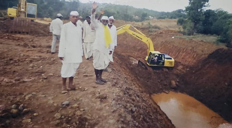 ಬೆಳಗಾವಿ ಜಿಲ್ಲೆ ಖಾನಾಪುರ ತಾಲ್ಲೂಕಿನ ಕಣಕುಂಬಿ ಬಳಿ ಕಳಸಾ ಬಂಡೂರಿ ಕಾಮಗಾರಿ ಅರ್ಧಕ್ಕೆ ನಿಂತಿರುವ ದೃಶ್ಯ