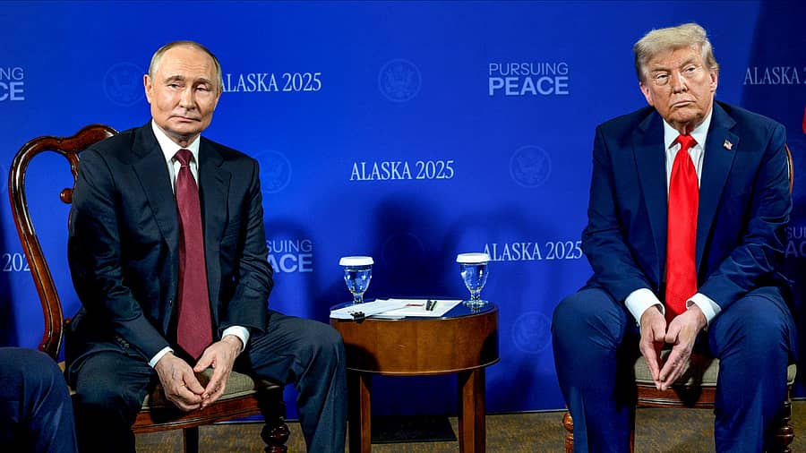 <div class="paragraphs"><p>ರಷ್ಯಾ ಅಧ್ಯಕ್ಷ ಪುಟಿನ್ ಮತ್ತು ಅಮೆರಿಕ ಅಧ್ಯಕ್ಷ ಟ್ರಂಪ್ ಮಾತುಕತೆ ನಡೆಸಿದರು </p></div>