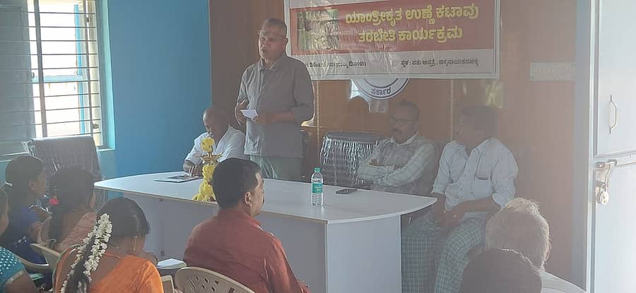 ಚಿಕ್ಕನಾಯಕನಹಳ್ಳಿಯಲ್ಲಿ ಯಾಂತ್ರಿಕೃತ ಉಣ್ಣೆಕಟಾವು ತರಬೇತಿ ನಡೆಯಿತು