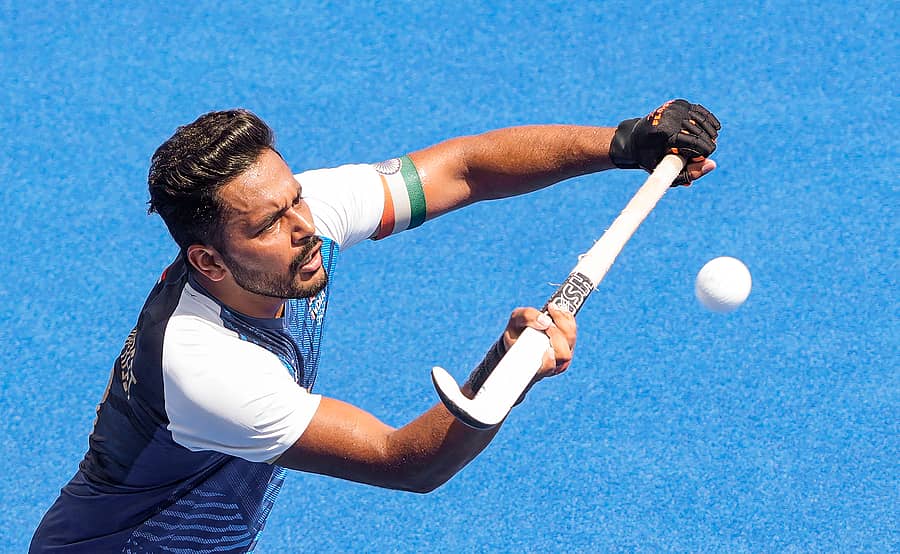 <div class="paragraphs"><p>ನಾಯಕ ಹರ್ಮನ್ಪ್ರೀತ್ ಸಿಂಗ್</p></div>