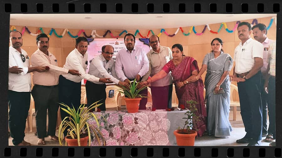 ಹೊಸಪೇಟೆಯಲ್ಲಿ ಶನಿವಾರ ಶಿಕ್ಷಕರ ಸಹಪಠ್ಯ ಚಟುವಟಿಕೆ ಸ್ಪರ್ಧೆಗಳನ್ನು ಡಿಡಿಪಿಐ ವೆಂಕಟೇಶ್ ರಾಮಚಂದ್ರಪ್ಪ ಉದ್ಘಾಟಿಸಿದರು –ಪ್ರಜಾವಾಣಿ ಚಿತ್ರ