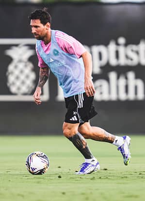 <div class="paragraphs"><p>ಲಿಯೋನೆಲ್ ಮಿಸ್ಸಿ</p></div>