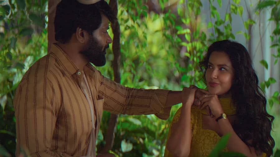 <div class="paragraphs"><p>ವಿನೋದ್ ಪ್ರಭಾಕರ್, ನಟಿ ಪ್ರಿಯಾ ಆನಂದ್</p></div>