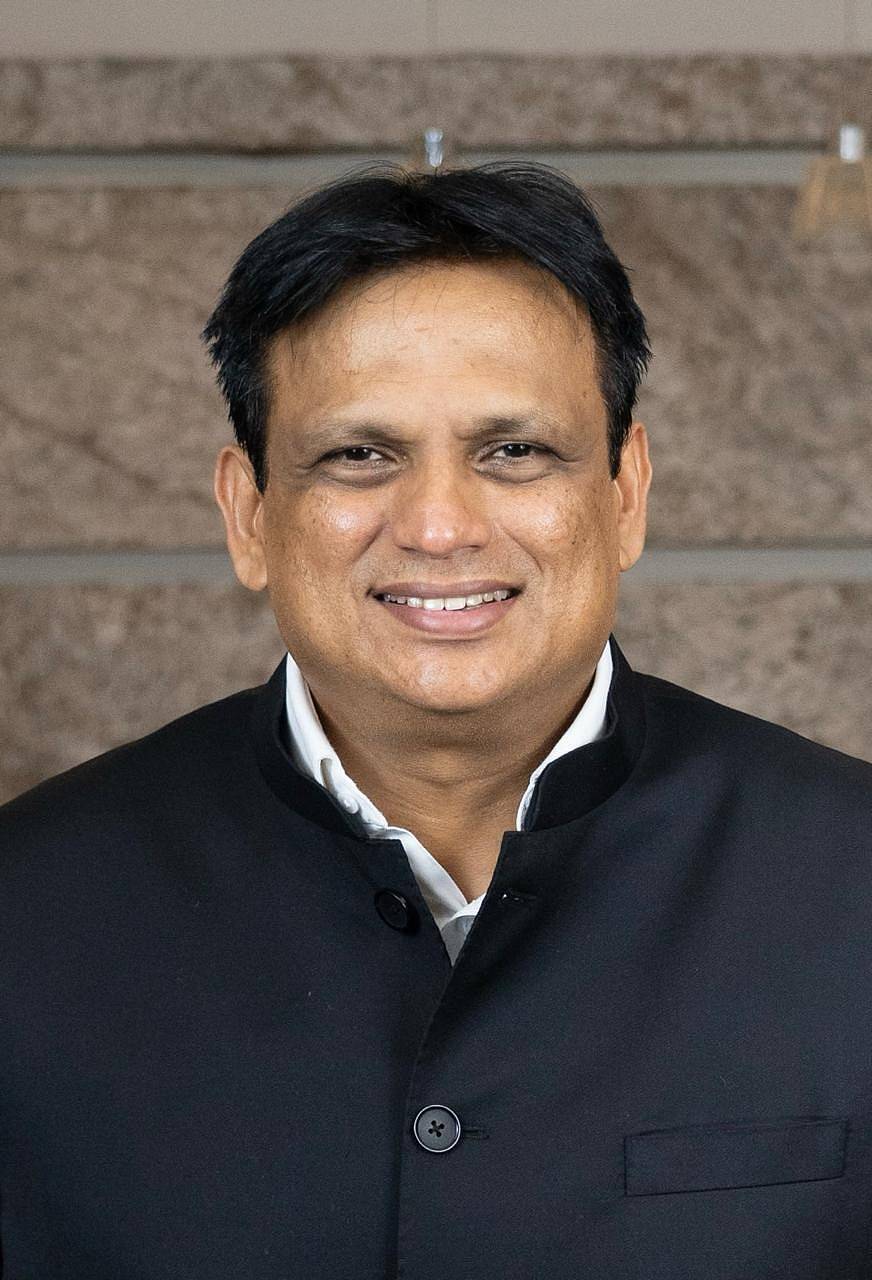 ಡಾ.ಅಜಯ್ ಸಿಂಗ್