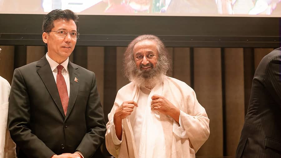 <div class="paragraphs"><p>ಗುರುದೇವ ರವಿಶಂಕರ್</p></div>