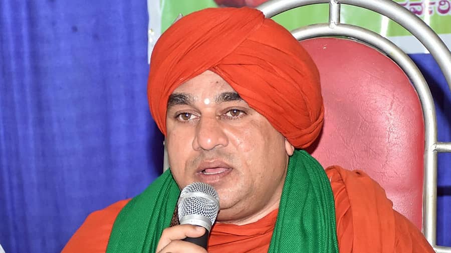 <div class="paragraphs"><p>ಬಸವಜಯ ಮೃತ್ಯುಂಜಯ ಸ್ವಾಮೀಜಿ</p></div>