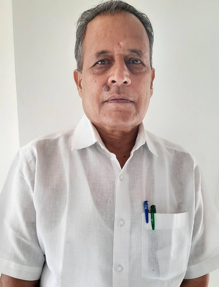 <div class="paragraphs"><p>ಎಂ.ಎಂ.ಹಿರೇಮಠ</p></div>