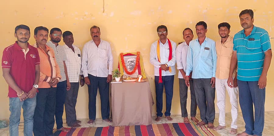 ಕೊಡಿಗೇನಹಳ್ಳಿಯಲ್ಲಿ ಸೋಮವಾರ ಕನ್ನಡ ಸಾಹಿತ್ಯ ಪರಿಷತ್‌ನಿಂದ ಕುವೆಂಪು ಜಯಂತಿ ಆಚರಿಸಲಾಯಿತು