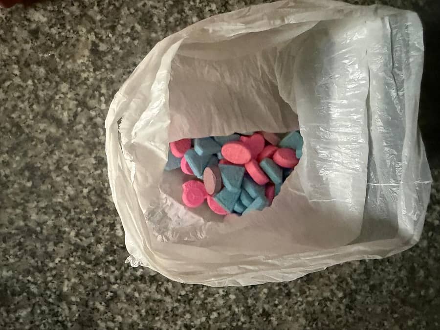 <div class="paragraphs"><p>ಮಾದಕ ವಸ್ತು (ಪ್ರಾತಿನಿಧಿಕ ಚಿತ್ರ)</p></div>