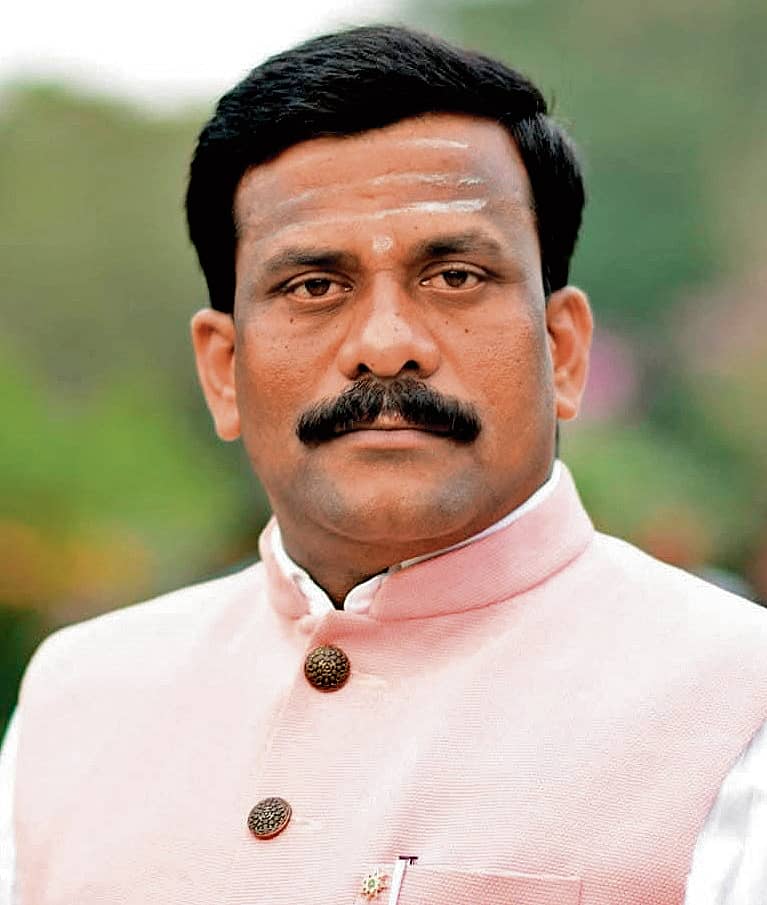 ಶಶಿಧರ್ ಕೋಸಂಬೆ