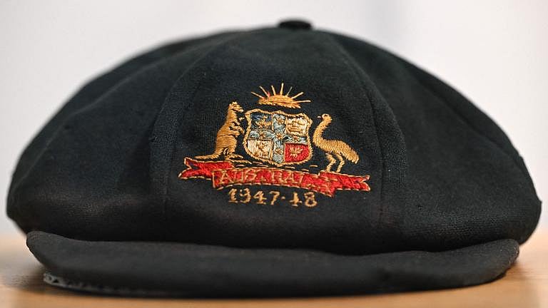 Don Bradman: ಹರಾಜಿಗೆ ಬಂದ ಡಾನ್ ಬ್ರಾಡ್ಮನ್ ಧರಿಸುತ್ತಿದ್ದ ಹಸಿರು ಬಣ್ಣದ ಟೋಪಿ ...