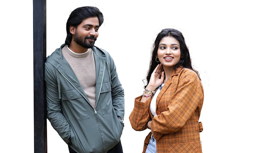 ನಿಹಾರ್‌, ರಚನಾ ಇಂದರ್‌