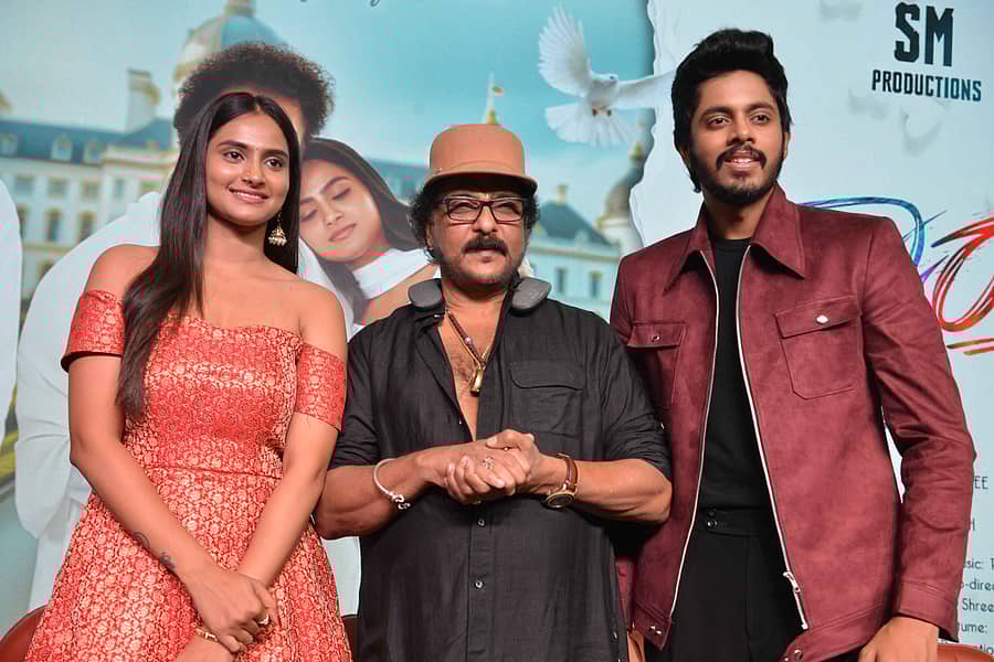 ರಾಶಿಕಾ, ರವಿಚಂದ್ರನ್‌, ರಿಶ್ವಿನ್‌