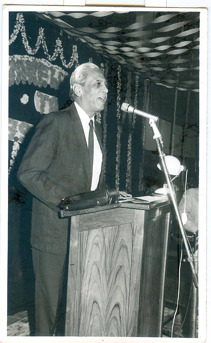 <div class="paragraphs"><p>ಸತೀಶ್ ಧವನ್</p></div>