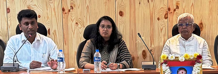 ಬ್ಯಾಡಗಿ ಪುರಸಭೆಯಲ್ಲಿ ಶನಿವಾರ ನಡೆದ 2026–27ನೇ ಸಾಲಿನ ಬಜೆಟ್‌ ಪೂರ್ವಭಾವಿ ಸಭೆಯಲ್ಲಿ ಶಾಸಕ ಬಸವರಾಜ ಶಿವಣ್ಣನವರ ಮಾತನಾಡಿದರು