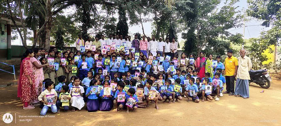 <div class="paragraphs"><p>ಸೈದಾಪುರ ಸಮೀಪದ ಆನೂರು.ಕೆ ಗ್ರಾಮದ ಸರ್ಕಾರಿ ಹಿರಿಯ ಪ್ರಾಥಮಿಕ ಶಾಲೆಯಲ್ಲಿ ದ್ವಿತೀಯ ಪೋಷಕ ಶಿಕ್ಷಕರ ಮಹಾಸಭೆ ನಡೆಯಿತು.&nbsp;</p></div>