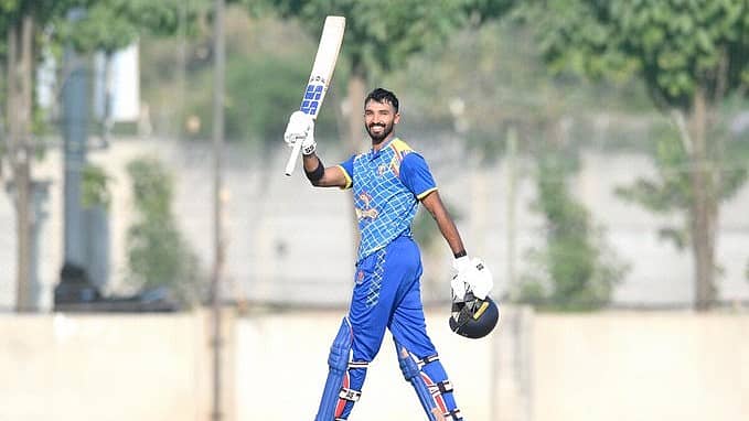 <div class="paragraphs"><p>ತ್ರಿಪುರ ವಿರುದ್ಧ ಶತಕ ಸಿಡಿಸಿದ ಪಡಿಕ್ಕಲ್</p></div>