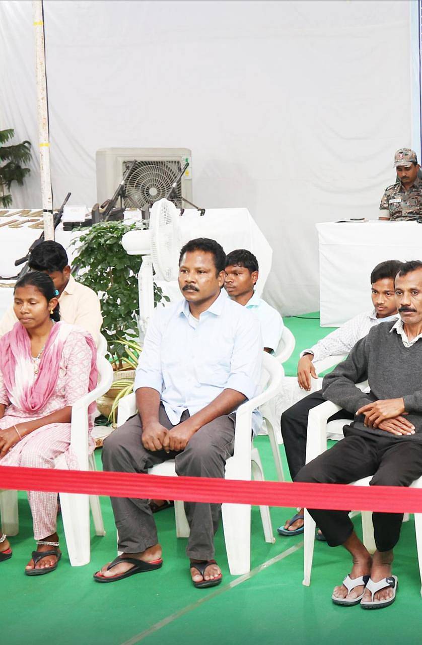 ಶರಣಾದ ನಕ್ಸಲರು