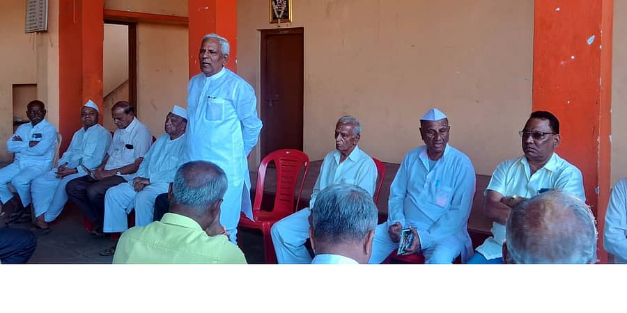 ರಬಕವಿ ಬನಹಟ್ಟಿಯಲ್ಲಿ ನಡೆದ ಪೂರ್ಭಾವಿ ಸಭೆಯಲ್ಲಿ ಶಾಸಕ ಸಿದ್ದು ಸವದಿ ಮಾತನಾಡಿದರು