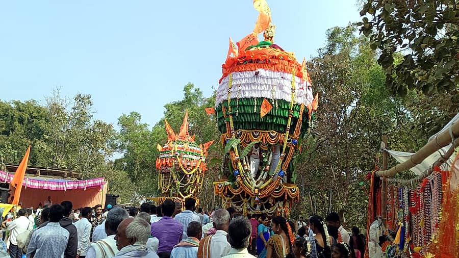ಶಿಕಾರಿಪುರ ತಾಲ್ಲೂಕು ಕೊನೆಗ್ರಾಮ ಬಂದಳಿಕೆ ಗ್ರಾಮದಲ್ಲಿ ಭಾನುವಾರ ಶ್ರೀ ಬನಶಂಕರಿ ದೇವಿ ಜಾತ್ರೋತ್ಸವ ನಡೆಯಿತು.