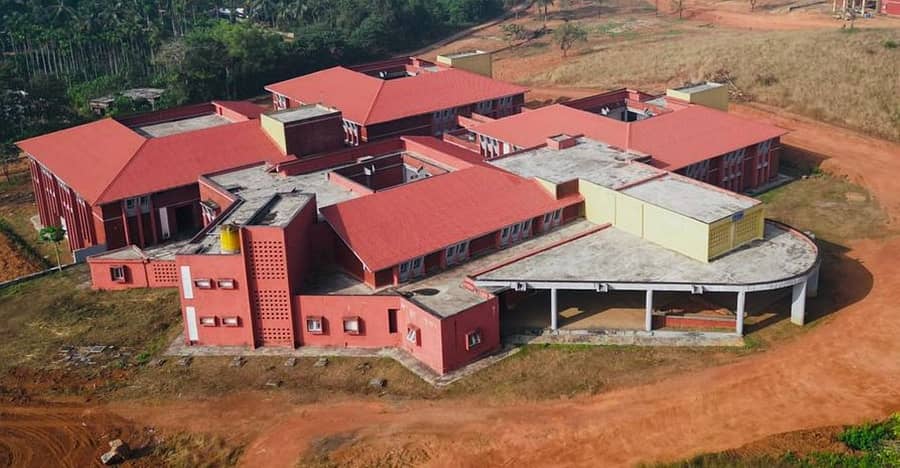 <div class="paragraphs"><p>ಕೊಯಿಲದ ಪಶು ವೈದ್ಯಕೀಯ ಕಾಲೇಜು ಕಟ್ಟಡ</p></div>