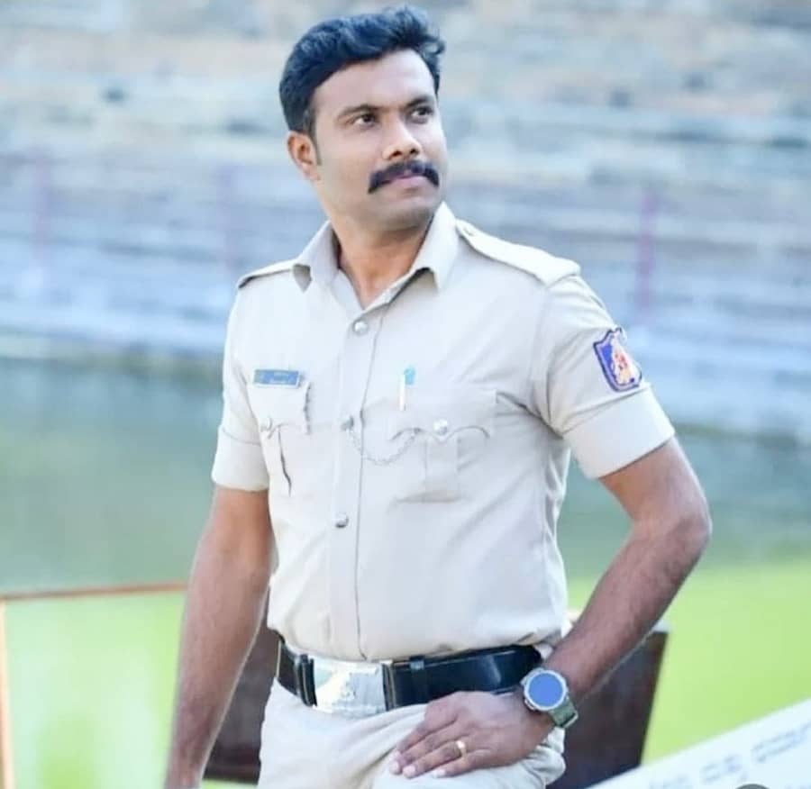 ರಮೇಶ್, ಕಾನ್‌ಸ್ಟೆಬಲ್‌ 