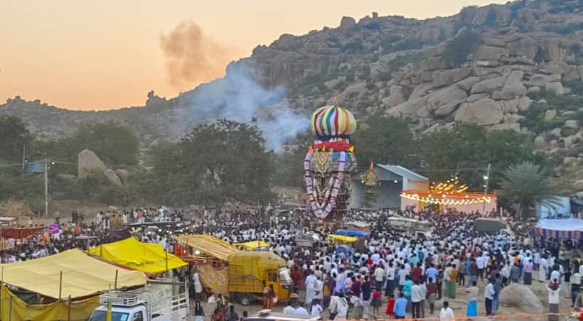 <div class="paragraphs"><p>ತೆಕ್ಕಲಕೋಟೆ ಪಟ್ಟಣದ ಶ್ರೀ ಹುಚ್ಚೀರಪ್ಪ ತಾತ ದೇವಸ್ಥಾನದ ಜಾತ್ರಾ ಮಹೋತ್ಸವ ಸಂಭ್ರಮದಿಂದ ಜರುಗಿತು</p></div>