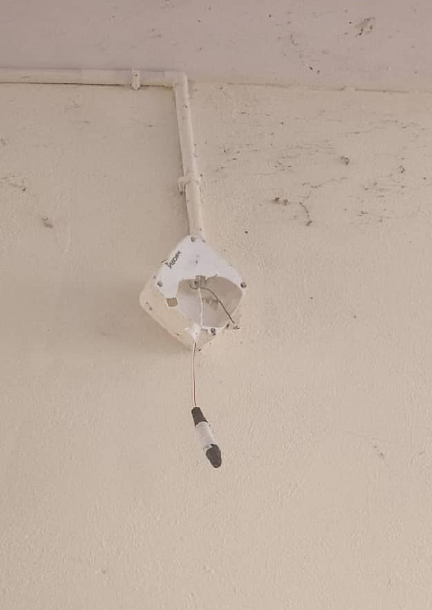 ಹೋಳೂರು ಗ್ರಾಮದ ಸರ್ಕಾರಿ ಪ್ರೌಢಶಾಲೆಯ ಸಿ.ಸಿ.ಟಿ.ವಿ ಕ್ಯಾಮೆರಾ ಕಳ್ಳತನವಾಗಿರುವುದು