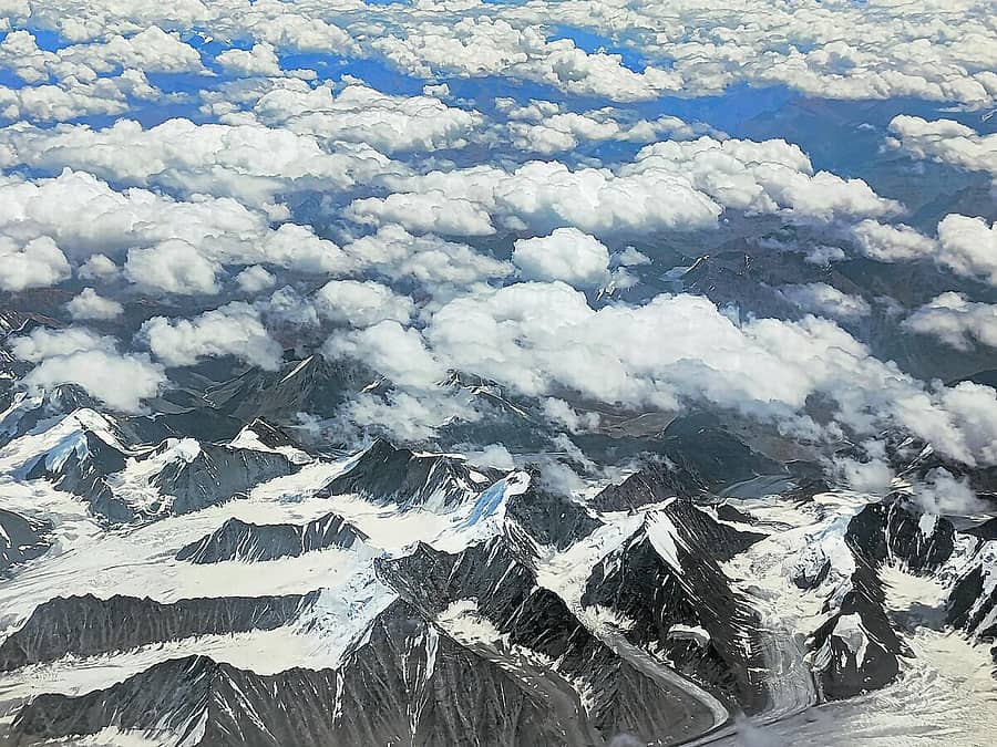 <div class="paragraphs"><p>ಲಡಾಖಿನ ಹಿಮಪರ್ವತ</p></div>