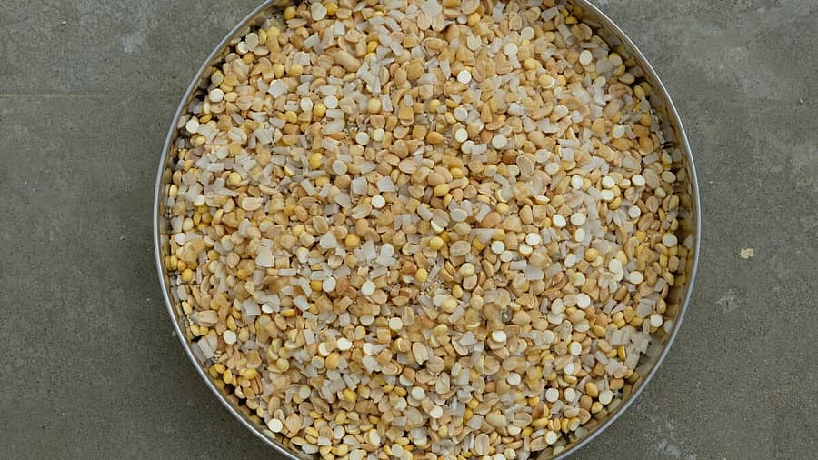 <div class="paragraphs"><p>ಎಳ್ಳು–ಬೆಲ್ಲ</p></div>