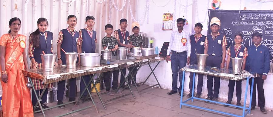 ತಾವೇ ತಯಾರಿಸಿದ ಆಹಾರ ಪದಾರ್ಥಗಳನ್ನು ಪ್ರದರ್ಶಿಸಿದ ಅರುಣೋದಯ ಶಾಲೆಯ ವಿದ್ಯಾರ್ಥಿಗಳು