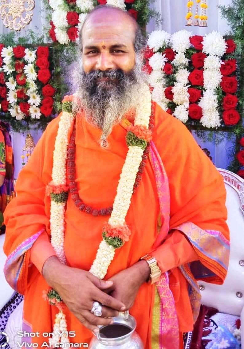 ಗಂಗೆಭಾವಿಯ ಮಠದ ಗೋಸಲ ಚನ್ನಬಸವೇಶ್ವರ ಶಿವಾಚಾರ್ಯರು