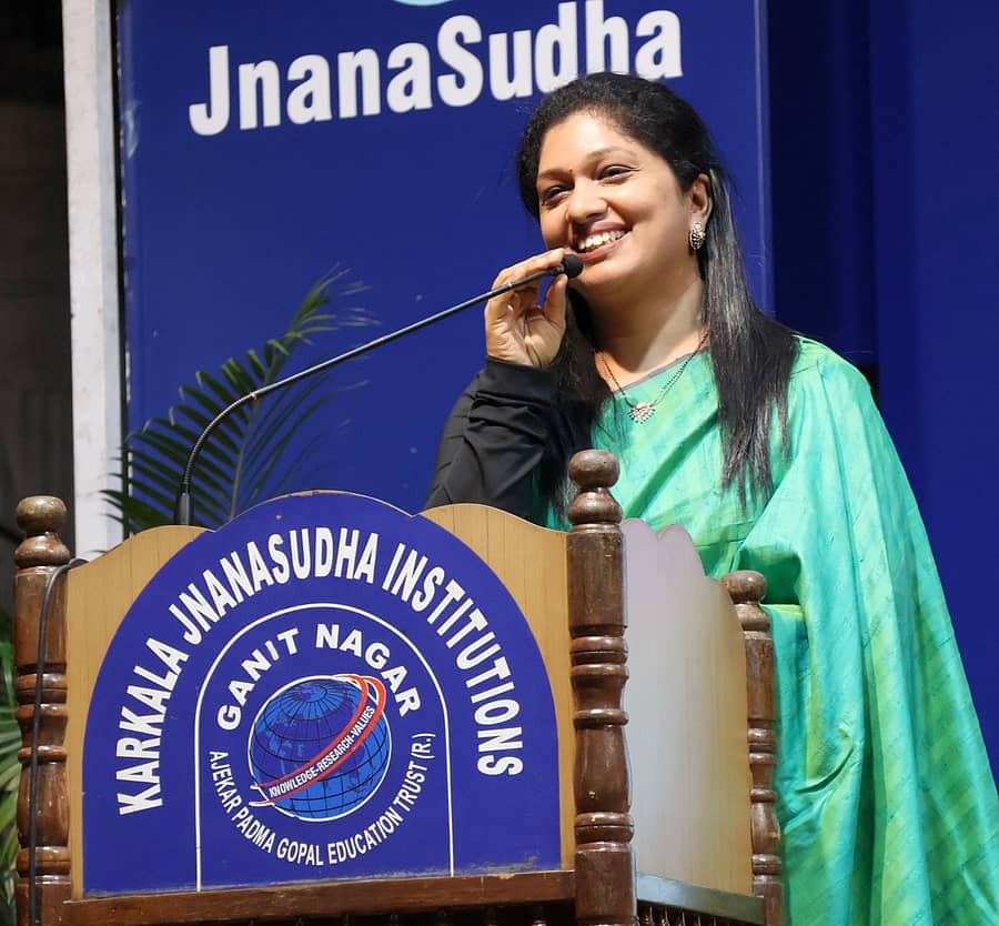 <div class="paragraphs"><p>ಆರ್‌ಜೆ ನಯನಾ ಮಾತನಾಡಿದರು</p></div>