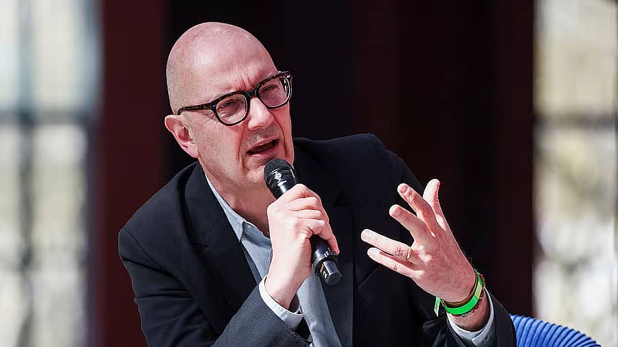 <div class="paragraphs"><p>ರೋಲ್ಯಾಂಡ್ ಲೆಸ್ಕ್ಯೂರ್</p></div>