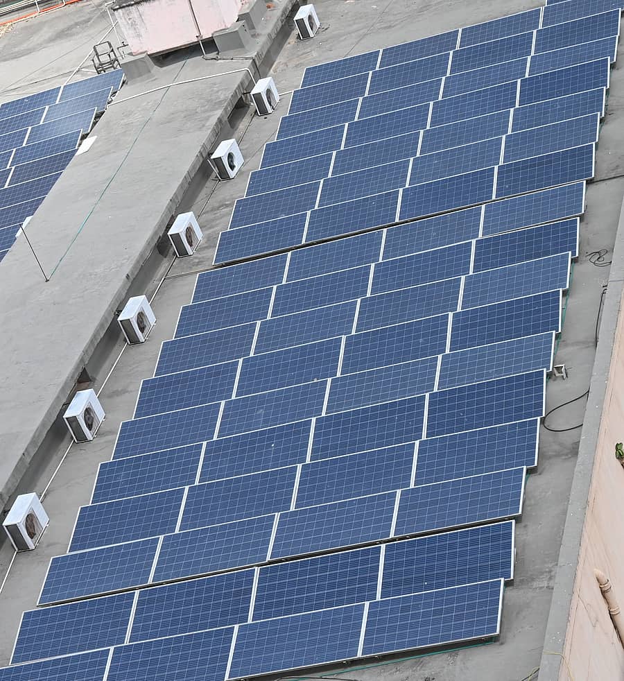 ಬೆಂಗಳೂರು ವೈದ್ಯಕೀಯ ಕಾಲೇಜಿಗೆ ಅಳವಡಿಸಿರುವ ಸೌರ ಫಲಕ