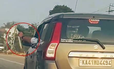 ಬೆಂಗಳೂರು - ಕುಣಿಗಲ್ ಹೆದ್ದಾರಿಯಲ್ಲಿ ನಕಲಿ ಗನ್ ಪ್ರದರ್ಶಿಸಿದ ಯುವಕ 