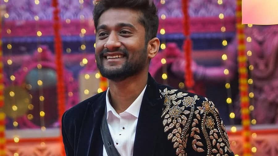 <div class="paragraphs"><p>ಗಿಲ್ಲಿ ನಟ</p></div>