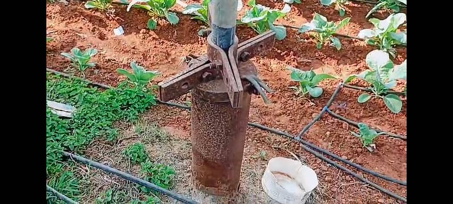 ಕೊಳವೆ ಬಾವಿಗೆ ಅಳವಡಿಸಿದ್ದ ಕೇಬಲ್ ಕತ್ತರಿಸಿರುವುದು 