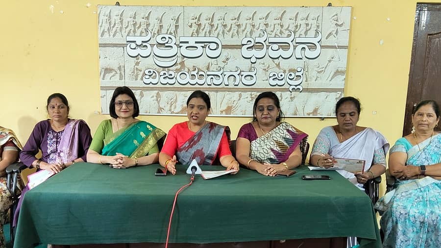 <div class="paragraphs"><p>ಸುದ್ದಿಗೋಷ್ಠಿ</p></div>