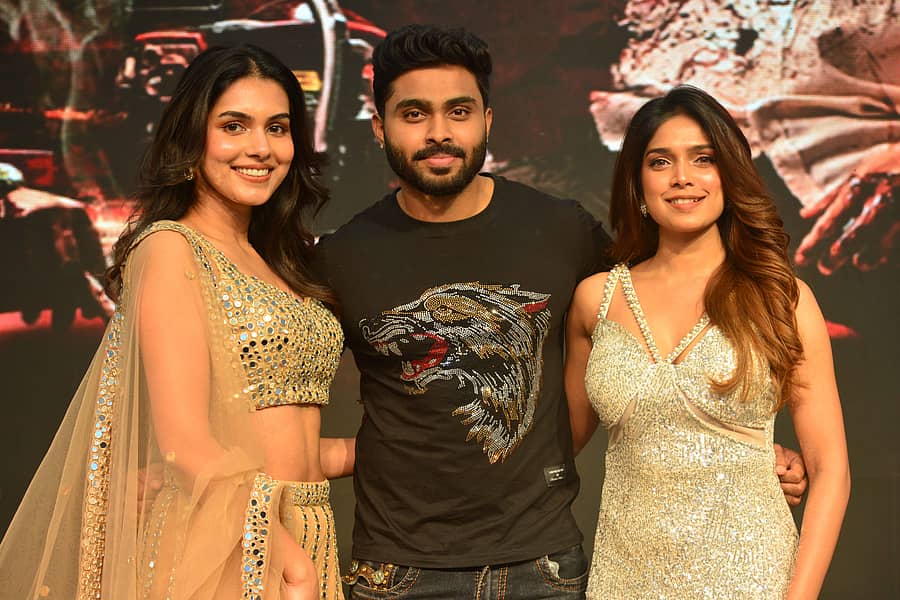 ಗೋಪಿಕಾ, ಹೇಮಂತ್‌, ಅಯಾನ 