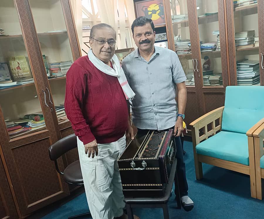 ಹಂಸಲೇಖ, ಎಸ್‌.ಮಹೇಂದರ್‌