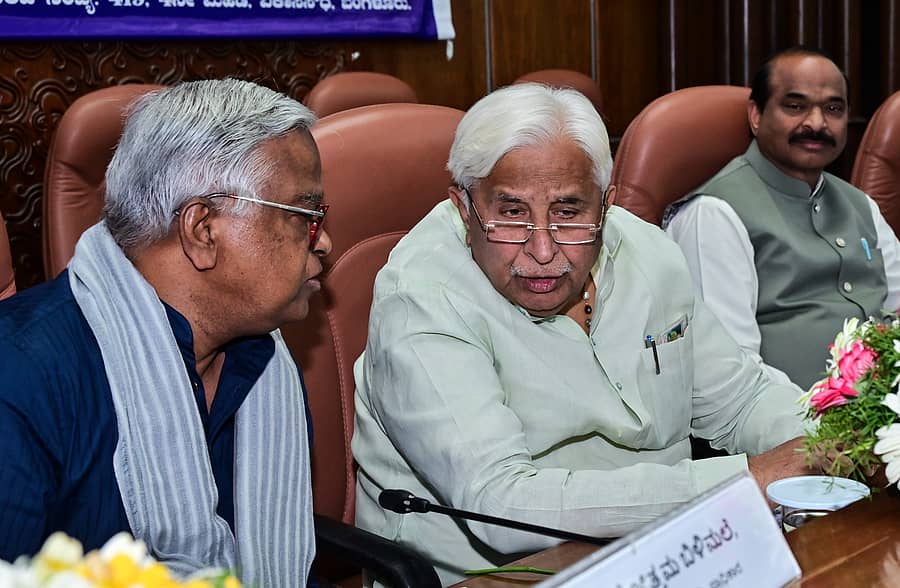 ಕಾರ್ಯಕ್ರಮದಲ್ಲಿ ಪುರುಷೋತ್ತಮ ಬಿಳಿಮಲೆ, ಎಚ್‌.ಕೆ. ಪಾಟೀಲ, ದೊರೆಸ್ವಾಮಿ     - ಪ್ರಜಾವಾಣಿ ಚಿತ್ರ