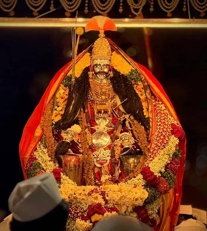 ವೀರಭದ್ರೇಶ್ವರ ಮೂರ್ತಿ