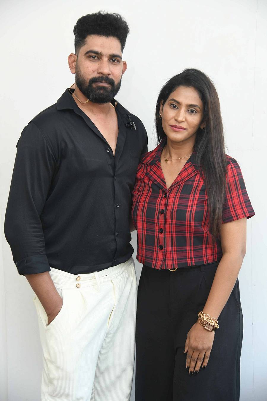 ಲೆನಿನ್‌, ಅನು ಪ್ರೇಮ