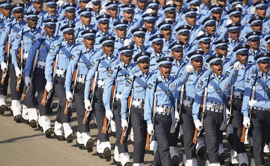 <div class="paragraphs"><p>ವಾಯು ಸೇನಾ ಸಿಬ್ಬಂದಿ ಪಥಸಂಚಲನ</p></div>