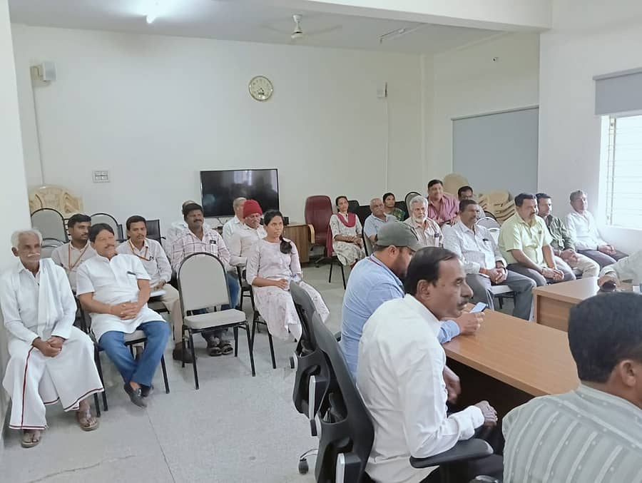 ಚಿಂತಾಮಣಿಯಲ್ಲಿ ಮಂಗಳವಾರ ನಡೆದ ಮಡಿವಾಳ ಮಾಚಿದೇವರ ಜಯಂತಿ ಆಚರಣೆಯ ಪೂರ್ವಭಾವಿ ಸಭೆ