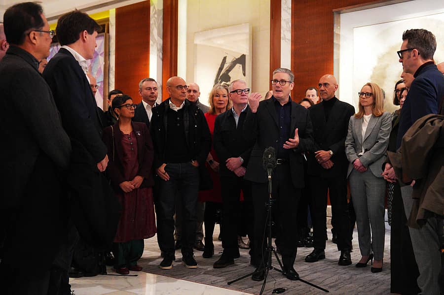 ಚೀನಾದ ಬೀಜಿಂಗ್‌ಗೆ ಭೇಟಿ ನೀಡಿದ ಕಿಯರ್‌ ಸ್ಟಾರ್ಮರ್‌ ಅವರು ಉದ್ಯಮಿಗಳ ನಿಯೋಗದವರೊಂದಿಗೆ ಚರ್ಚಿಸಿದರು –ಎಎಫ್‌ಪಿ ಚಿತ್ರ