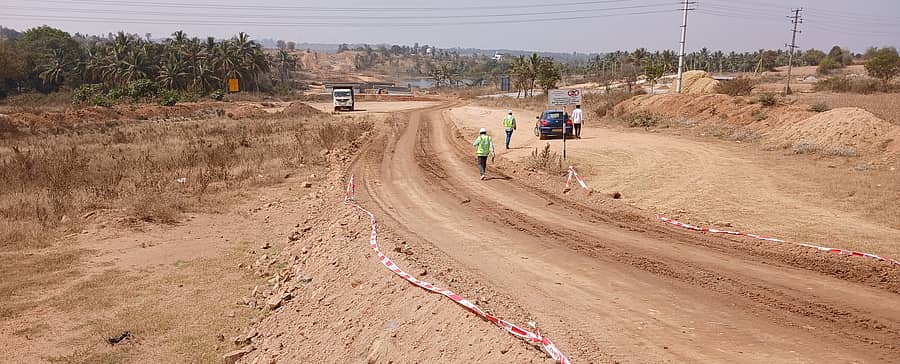 ಮೈಸೂರು ತಾಲ್ಲೂಕಿನ ಯಲಚಹಳ್ಳಿ ಬಳಿ ನಡೆದಿರುವ ಕಾಮಗಾರಿ –ಪ್ರಜಾವಾಣಿ ಚಿತ್ರ