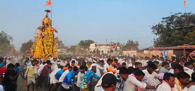 ವಡಗೇರಾ ತಾಲ್ಲೂಕಿನ ಪ್ರಸಿದ್ಧ ಗೋನಾಲ ಗ್ರಾಮದ ಆದಿಶಕ್ತಿ ದುರ್ಗಾದೇವಿ ರಥೋತ್ಸವ ಸಂಭ್ರಮದಿಂದ ಜರುಗಿತು